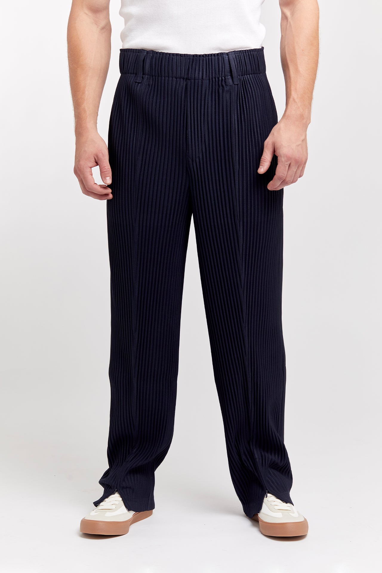 Pleated - Trousers