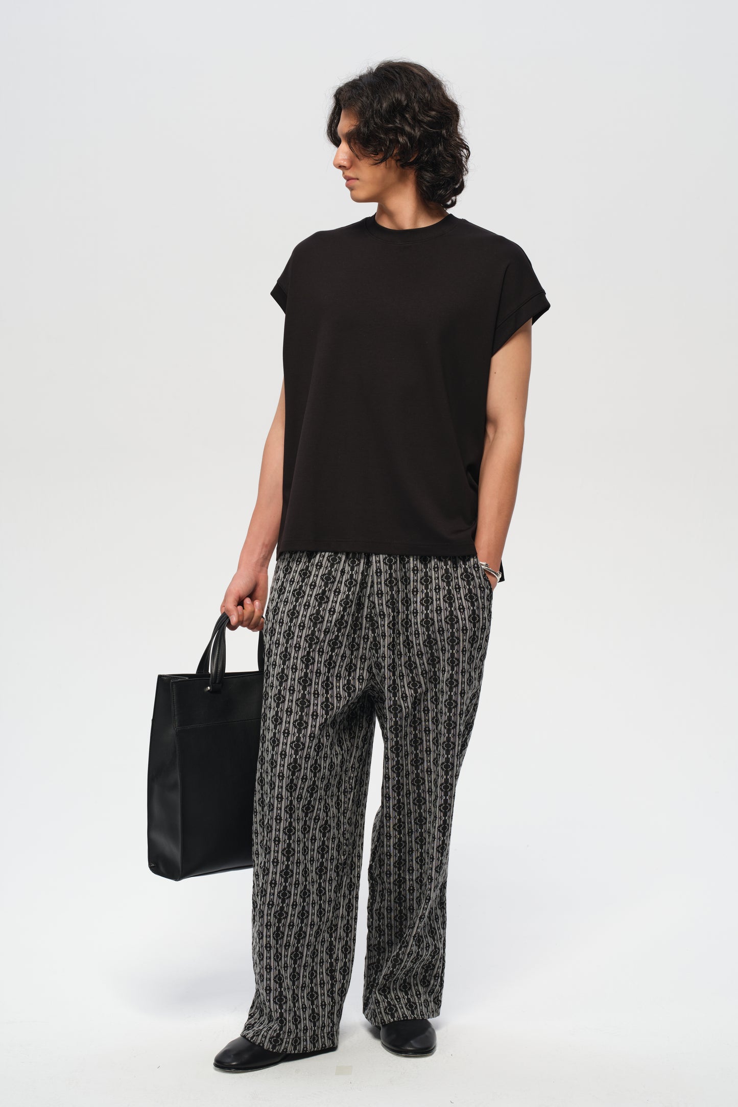 Kuro Trousers