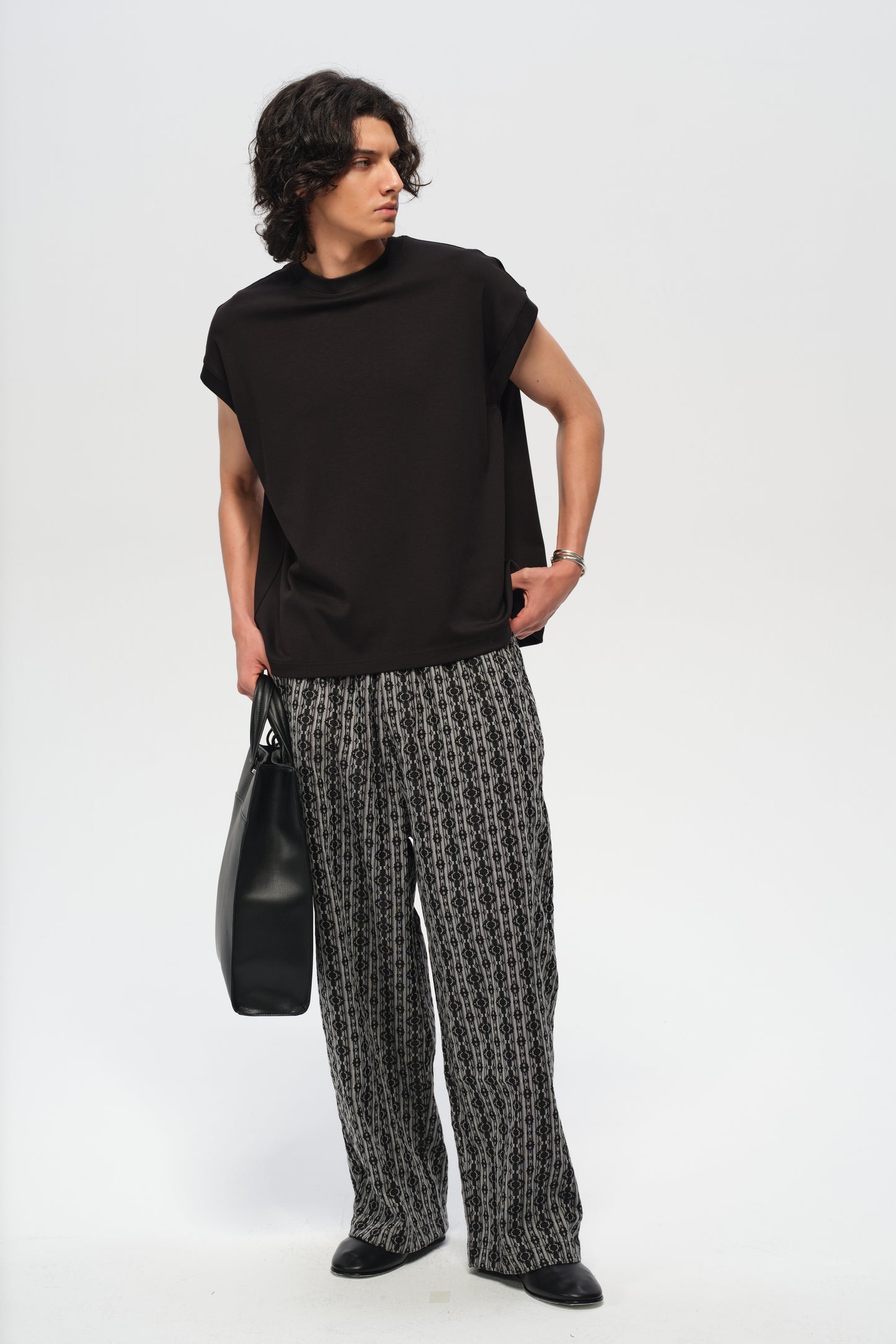 Kuro Trousers