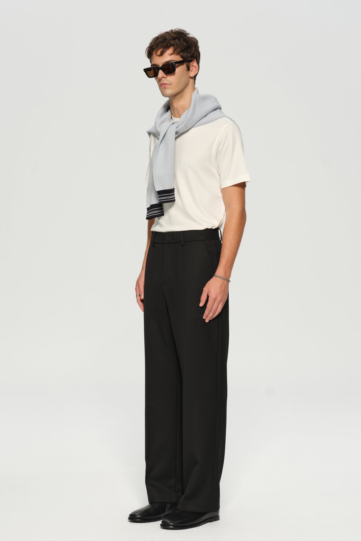 Line Trousers