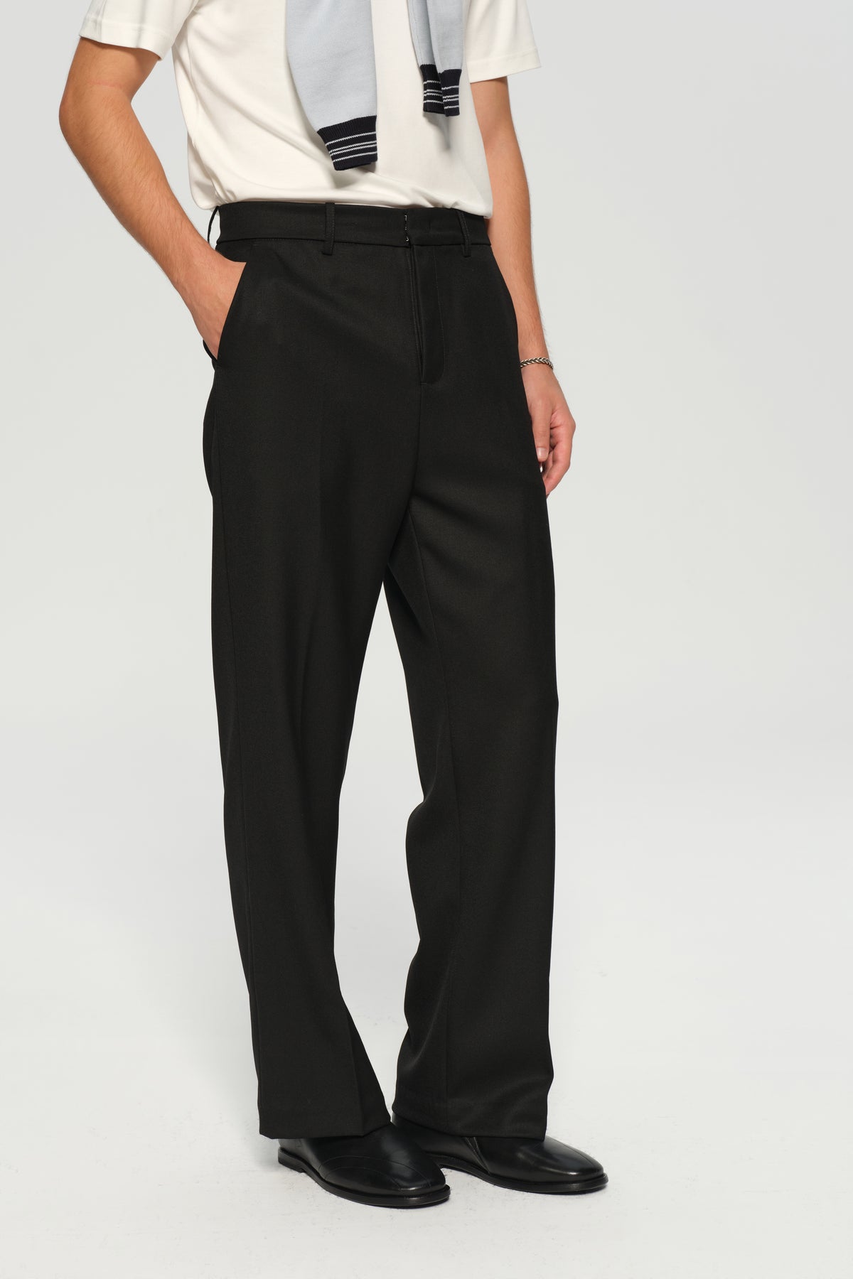 Line Trousers