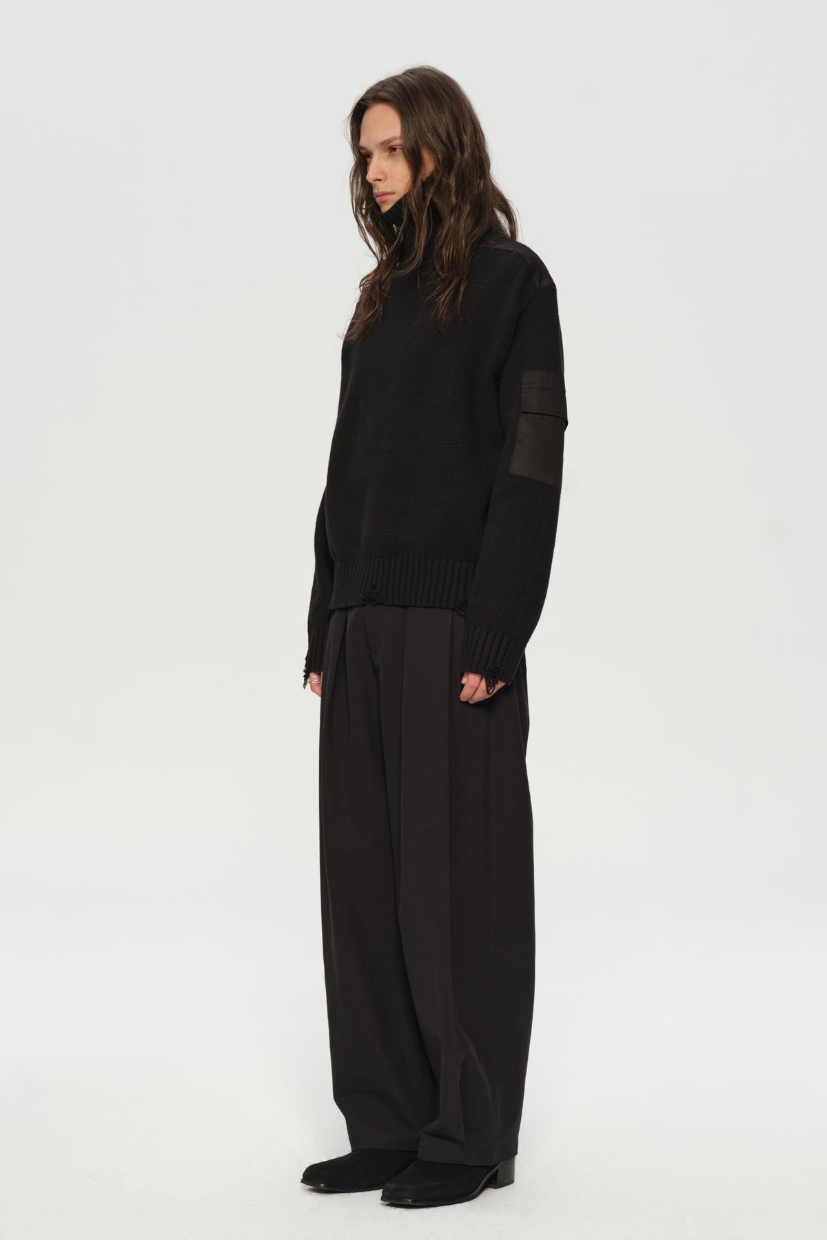 Relic Roll Neck